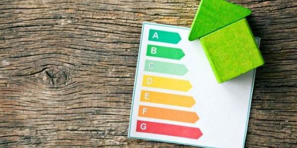 Jak zostać audytorem energetycznym? Certyfikaty energetyczne dla budynków.